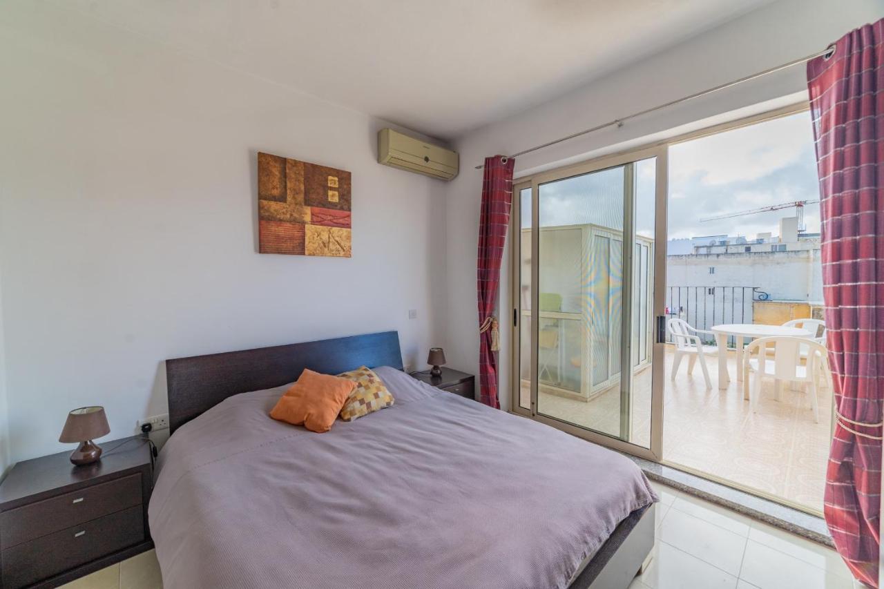 Amazing Views Of Spinola Bay In Heart Of Stjulians-Hosted By Sweetstay Сент Джулианс Экстерьер фото